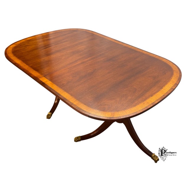 Vintage Traditional Federal Style Mahogany & Satinwood Banded Extension Dining Table For Sale In Greensboro - Image 6 of 12