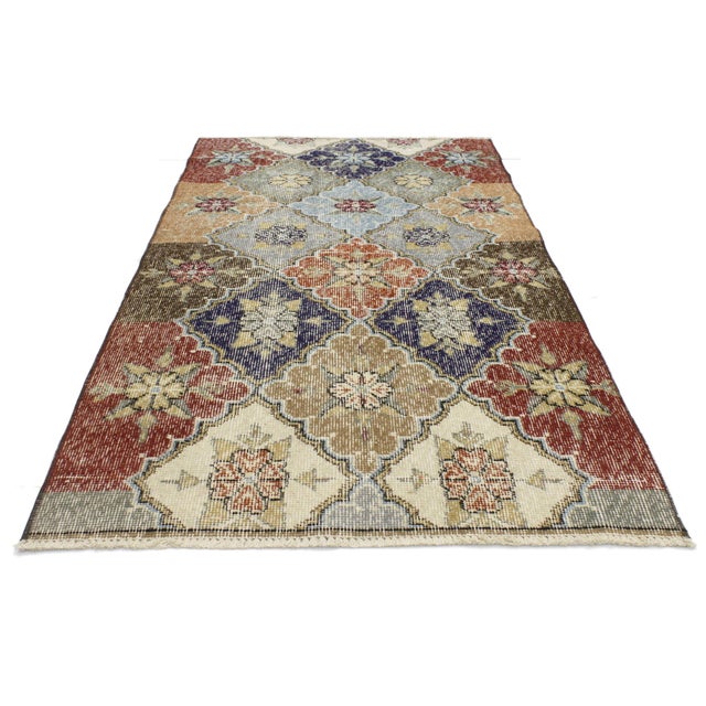 Zeki Muren Vintage Turkish Sivas Rug - 02'09 X 05'07 For Sale In Dallas - Image 6 of 7