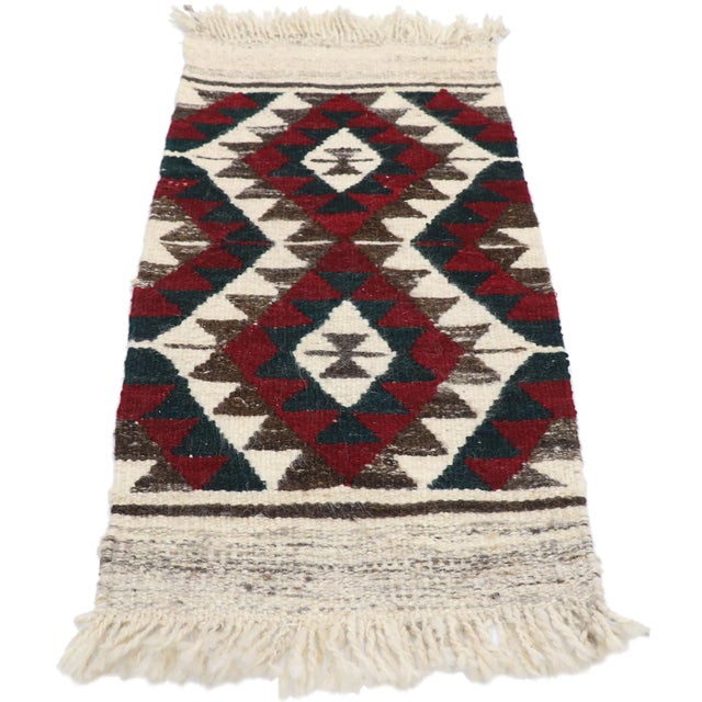 Tribal Vintage Persian Shiraz Kilim Rug - 01'07 X 03'02 For Sale - Image 3 of 9