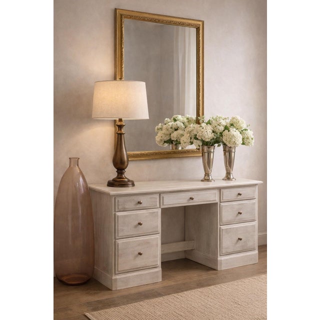 Pair of Vintage Silverplate Fluted Trumpet Vases – Scalloped Rim Wedding Centerpiece Floral Vases (12”) For Sale In Los Angeles - Image 6 of 6