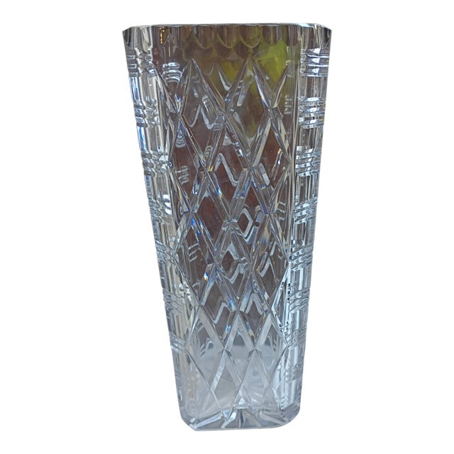 Mid-Century Waterford-Style Deep Cut Crystal Diamond Lattice Vase For Sale
