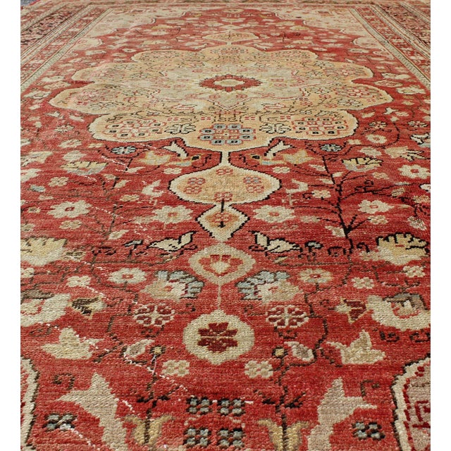 Early 20th Century Antique Oushak Rug With Medallion in Soft Red, Brown and Tan 6'2" X 9'10" For Sale - Image 5 of 8