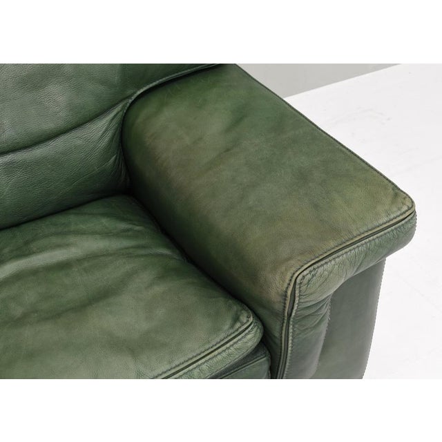 Lounge Armchair in Green Patinated Leather from Roche Bobois, 1970 For Sale - Image 9 of 11