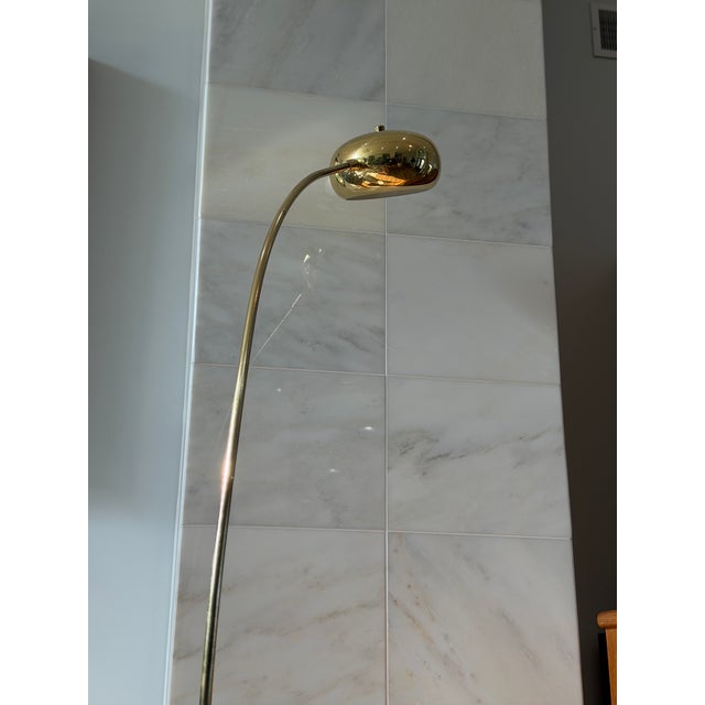 Mid-Century Modern Vintage Italian Brass Arc Floor Lamp With Genuine White Marble Base | Mid-Century Modern For Sale - Image 3 of 9