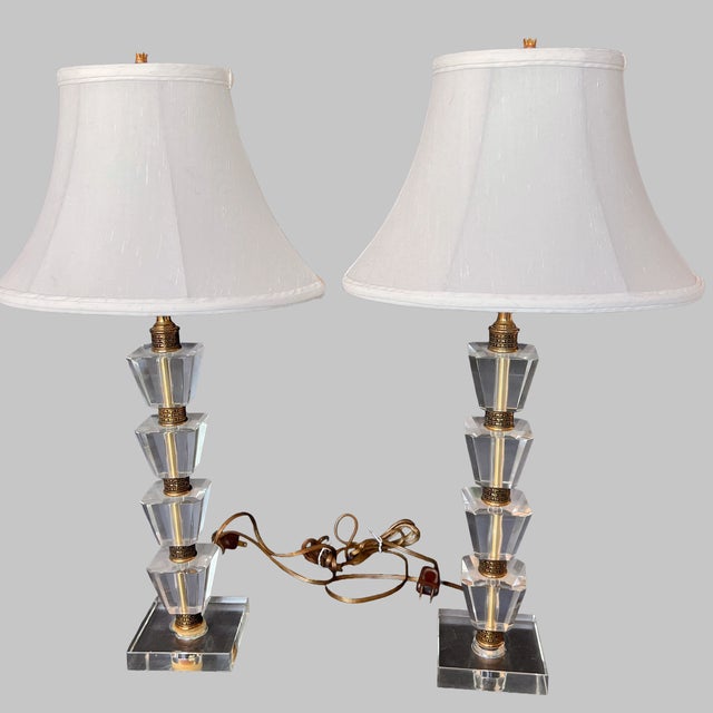 Pair of Hollywood Regency Hand Cut Lead Crystal Table Lamps Mid Century Modern For Sale In Phoenix - Image 6 of 13