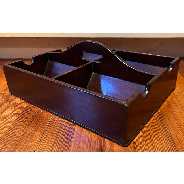 Antique 18th Century English George III Mahogany Wine Bottle Caddy 1790 - 1800 For Sale In New York - Image 6 of 16