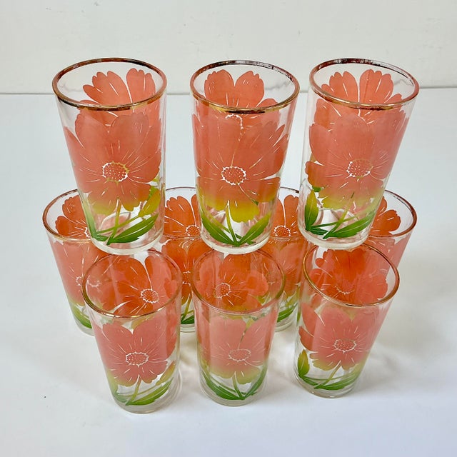 1950s Vintage Americana Boho Chic Federal Glass Company Coral Daisy Glassware -Set of 8 For Sale - Image 6 of 11