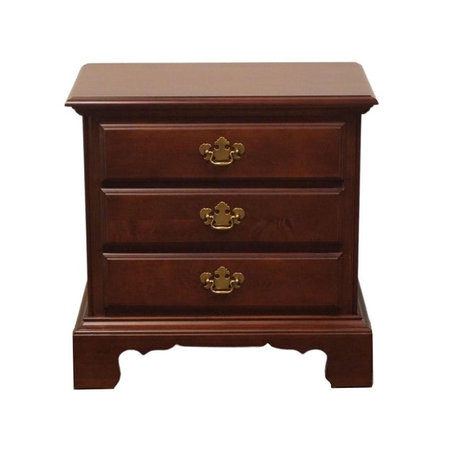 Traditional American Drew Cherry Contemporary Traditional Style 26" Three Drawer Nightstand 761-413 For Sale - Image 3 of 12