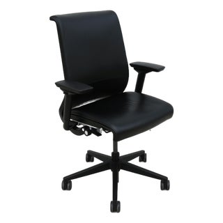 Steelcase Think Ergonomic Executive Desk Chair in Black Leather, Fully Adjustable For Sale