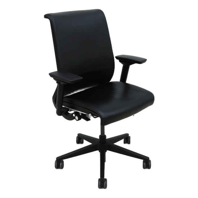 Steelcase Think Ergonomic Executive Desk Chair in Black Leather, Fully Adjustable For Sale