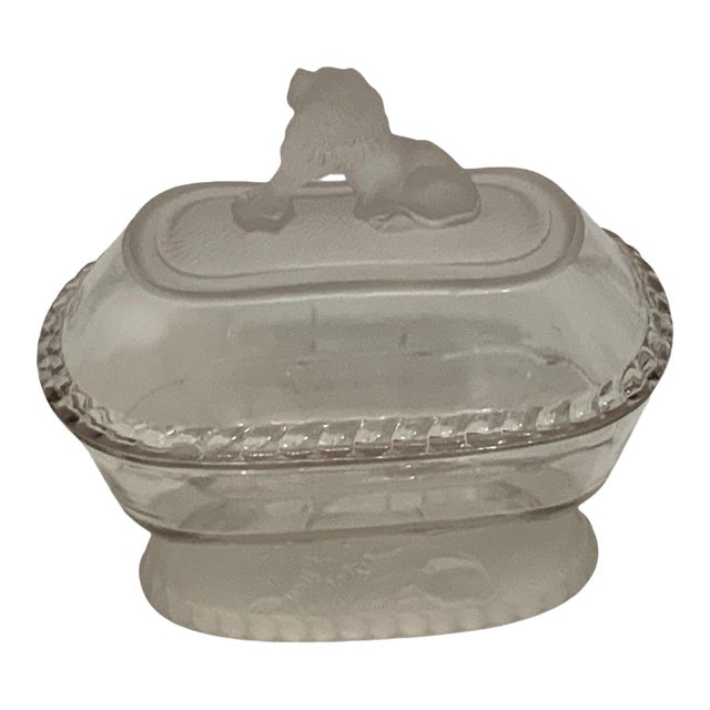 Antique Gillinder & Sons 8.5" Frosted Lion Oval Covered Glass Dish America C. 1876–1900 For Sale