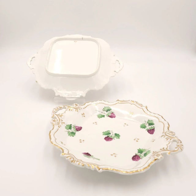 English Circa 1830 English Porcelain Gilt Dessert Serving Pedestals, a Pair For Sale - Image 3 of 9