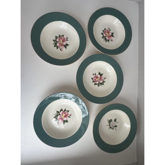 Beautiful set of five vintage semi-vitreous soup bowls made by Century Service Corporation in Alliance, Ohio. The pattern...