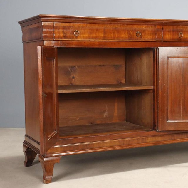 20th Century Walnut and Crotchet Sideboard, Italy For Sale - Image 3 of 11