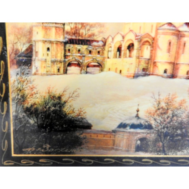 Traditional Russian Lacquer Box With the Annunciation Cathedral For Sale - Image 3 of 10