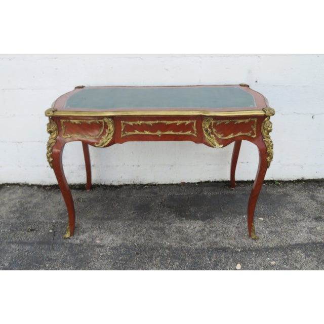 This high quality Partner Desk is made of wood, solid wood, veneer, leather, and metal. This Desk is an excellent example...