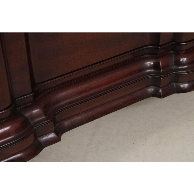 Kindel Mahogany Block Front Goddard For Sale - Image 12 of 15