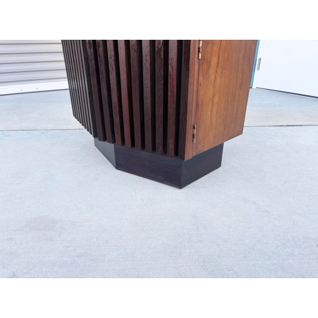 1960s Mid-Century Lane Tower Suite Rosewood & Walnut Pair of Nightstands For Sale - Image 9 of 11