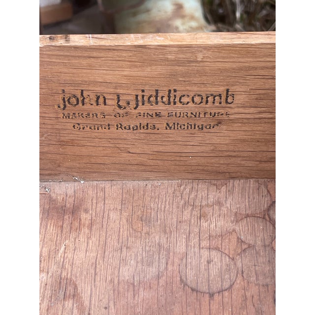 John Widdicomb French Provincial Louis XV Commode For Sale In Dallas - Image 6 of 9