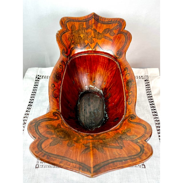 Chinese 19th-Century Chinese Sumi-E Winged Ceremonial Elmwood Bowl For Sale - Image 3 of 12