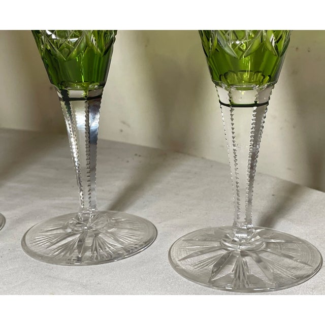 1970s 4 Hand Cut to Clear Crystal Green Glass Cordials Wine Champagne Glasses Goblet For Sale In New York - Image 6 of 12