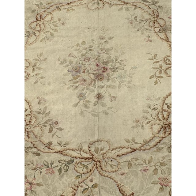 Large Antique French Aubusson Rug, 1890s For Sale - Image 3 of 18