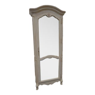 Ethan Allen French Tall Narrow Painted Curio China Display Cabinet Vitrine 6888 For Sale