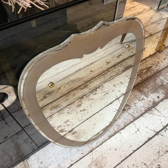 Brass 1950s Gio Ponti Style Mid-Century Modern Brass Italian Heart Shaped Wall Mirror For Sale - Image 8 of 17