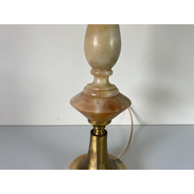 Vintage Italian Carved Alabaster Table Lamp For Sale In Miami - Image 6 of 13