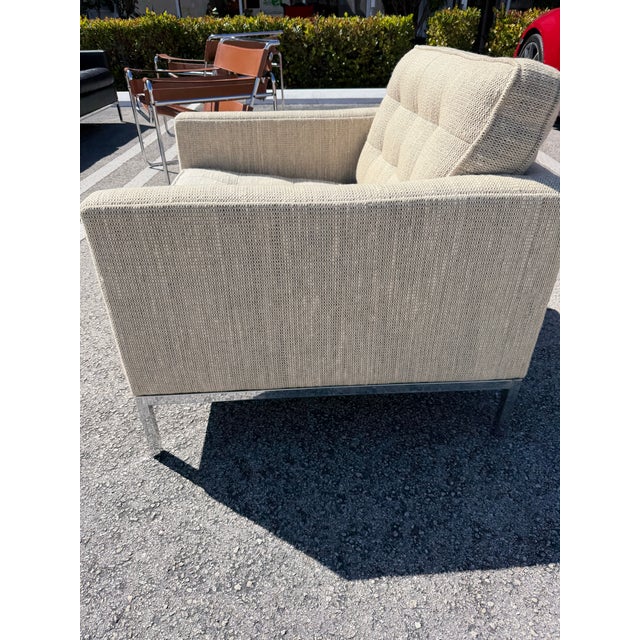 Mid-Century Modern Florence Knoll Original Vintage Tufted and Chromed Steel Arm Chairs With Original Label a Pair For Sale - Image 3 of 12