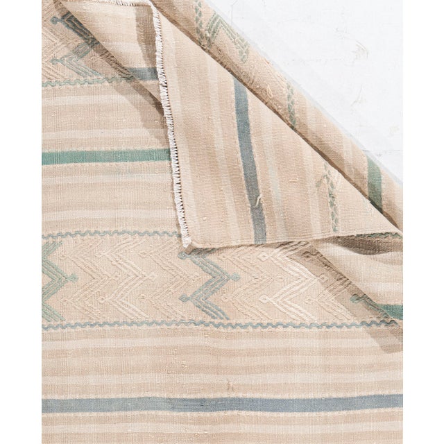 Vintage Circa 1940 Tan Turkish Kilim Flatweave Rug 4ft 8in X 9ft 4in For Sale - Image 12 of 14