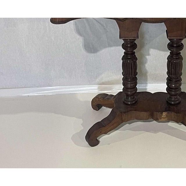 19th-century Portuguese Noble Wood tea table. Made of Noble Wood. Turned legs. Dimensions: 76x87x43 cm.