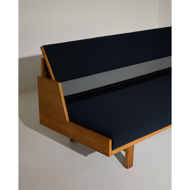 GE258 Sofa Bed by Hans J. Wegner for Getama, 1950s For Sale - Image 6 of 16
