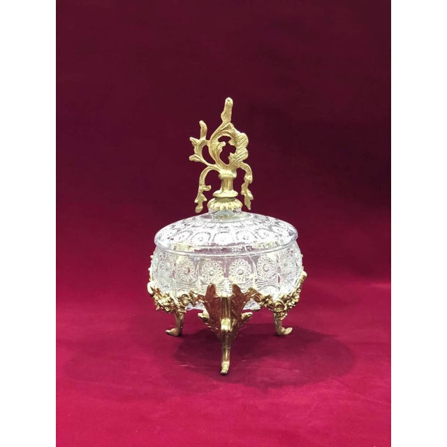 Rococo Set of 3, French Crystal Garniture Set | Gilt Bronze Ormolu Mounts, Rococo Centerpieces For Sale - Image 3 of 4