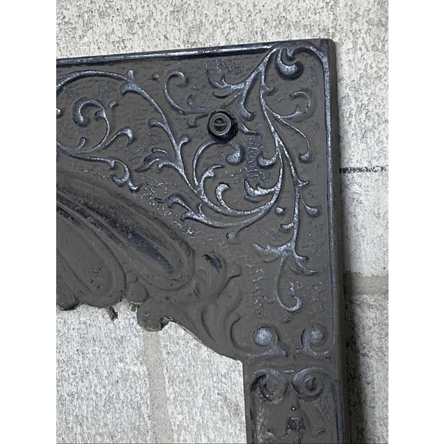 Neoclassical Antique Neoclassical Style Shell Fan Foliate Motif Fireplace Insert For Sale - Image 3 of 5