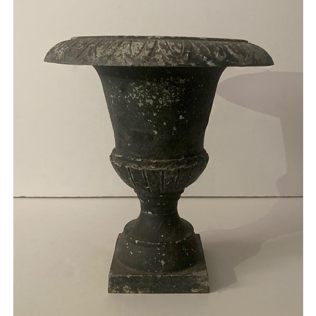 Metal 1940s Italian Outdoor Ornamental Tole Flower Urn For Sale - Image 7 of 10