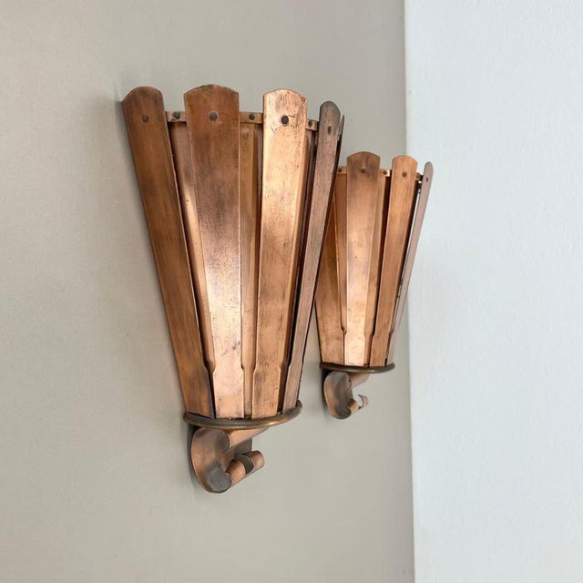 Vintage Theatre Wall Lights in Copper in the style of Gio Ponti, Italy, 1950s, Set of 2 For Sale - Image 3 of 18