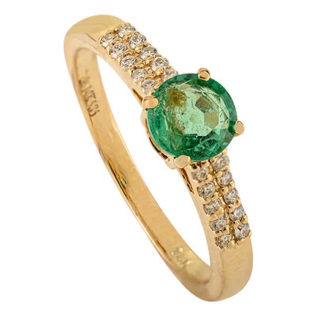 VRJewels Emerald & Diamond 14k Yellow Gold Engagement Ring for Women Size 6 For Sale
