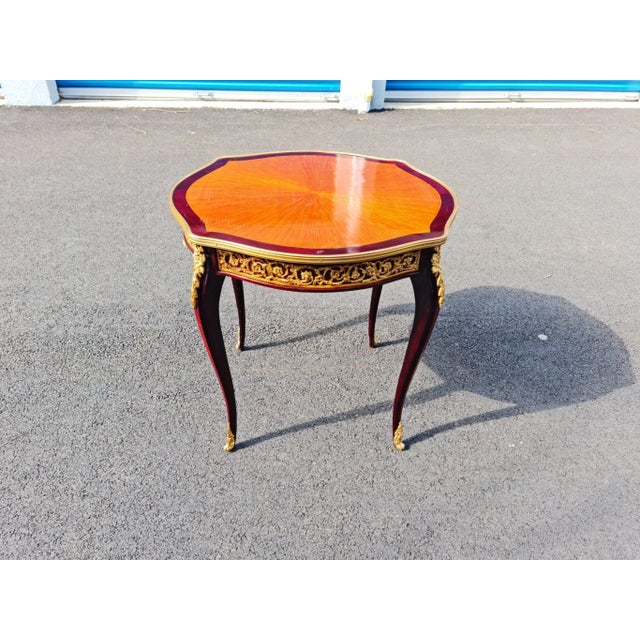 French Parquetry French Style Accent Tabel/Desk. Classic Accent Table, Side and Center. For Sale - Image 3 of 10