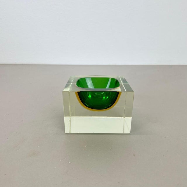 Glass Murano Green Glass Sommerso Block Cube Ashtray from Flavio Poli, Italy, 1970s For Sale - Image 7 of 18