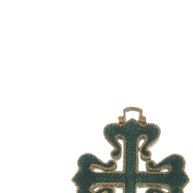 Military - Lot of three Military Orders. 20th-century lot comprising: a Knight of the Order of Christ pendant in enameled...