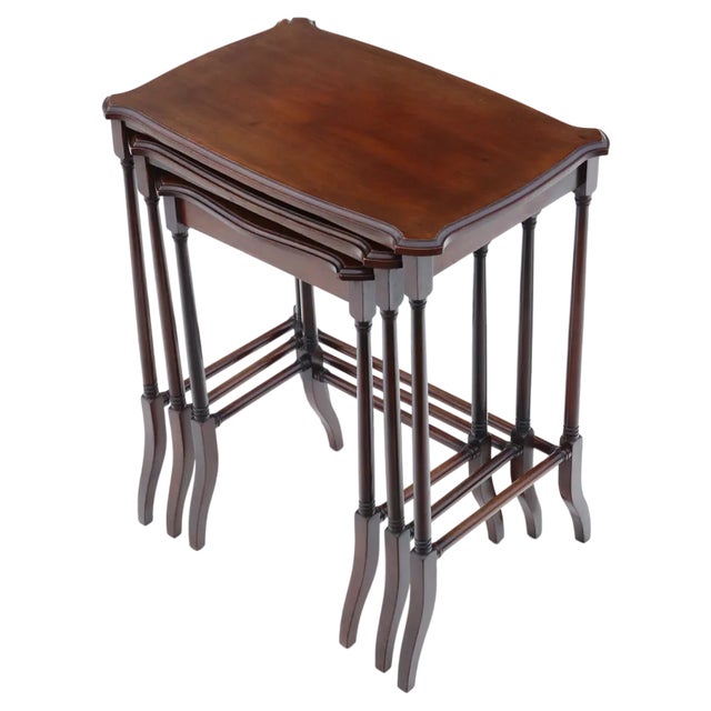 Antique Edwardian Mahogany Nesting Tables, 1910s, Set of 3 For Sale