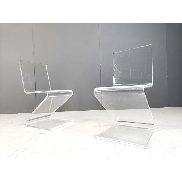1980s Acrylic Glass Zigzag Dining Chairs, 1980s, Set of 2 For Sale - Image 5 of 10