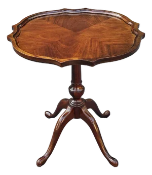 George III Mahogany Bookmatched Pedestal Quadfeet Tea Table