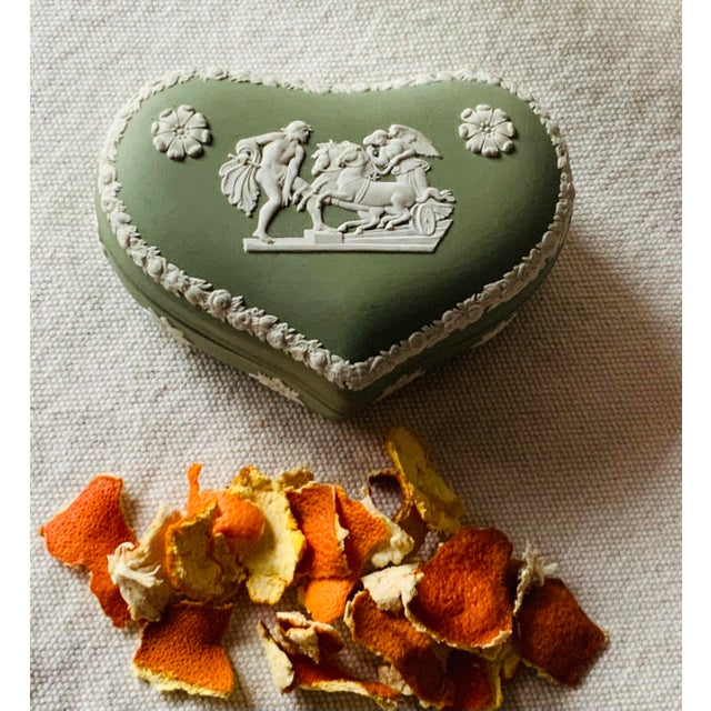 Light Green Vintage Wedgwood Jasperware Heart Box For Sale - Image 8 of 15