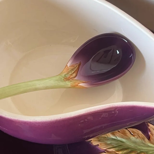 Postmodern Fitz & Floyd - Tureen and Platter With Ladle in Form of Aubergine (Hand Painted) - 1988, Set of Three (3) For Sale - Image 3 of 11