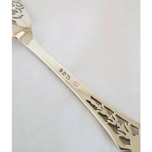 Metal Antique George V Sterling Silver Serving Set by Josiah Williams & Co, 1930, Set of 2 For Sale - Image 7 of 14