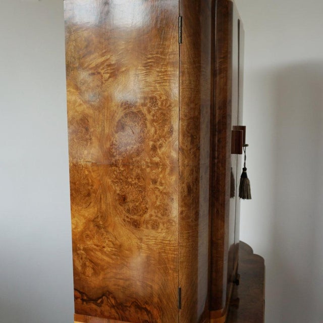 Vintage Art Deco Cocktail Cabinet in Burr Walnut, 1930s For Sale - Image 14 of 17