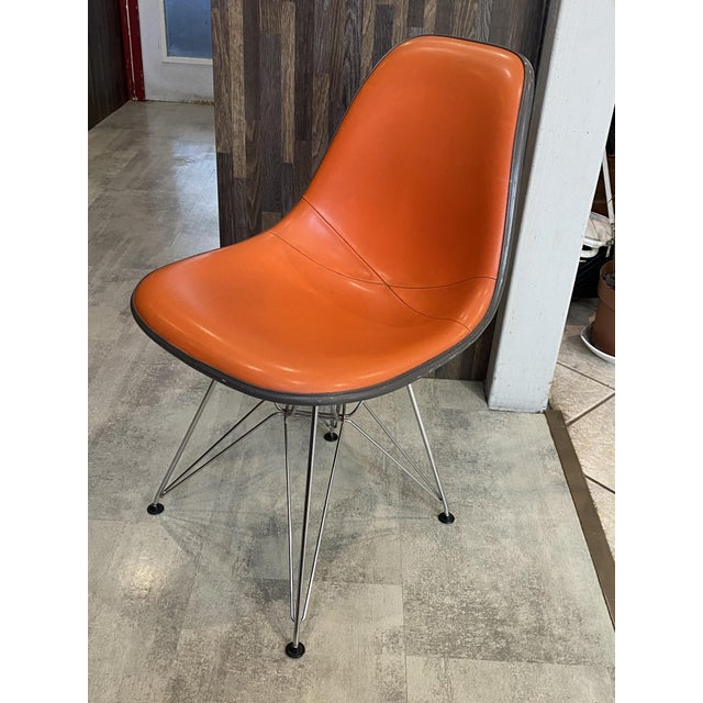 Fiberglass Chair by Charles and Ray Eames for Herman Miller, 1950s For Sale - Image 18 of 18