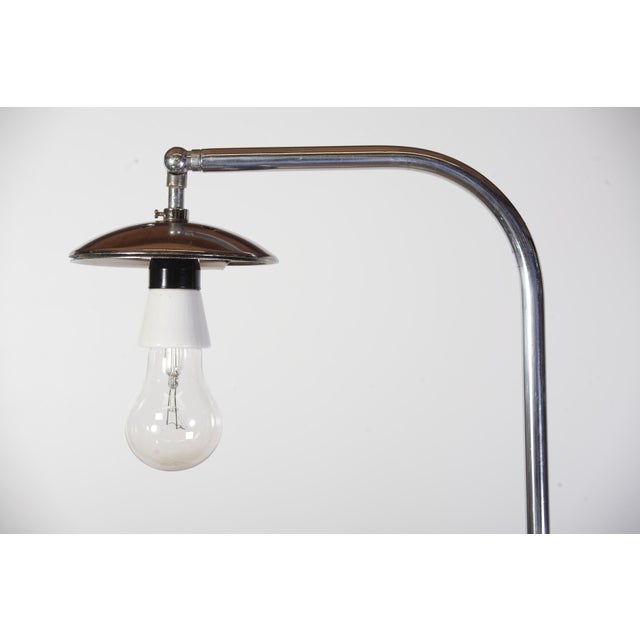 Very rare piece. Smoker lamp. Little desk for an ashtray, swivelling to and from the main rod. Upper part of the lamp, the...